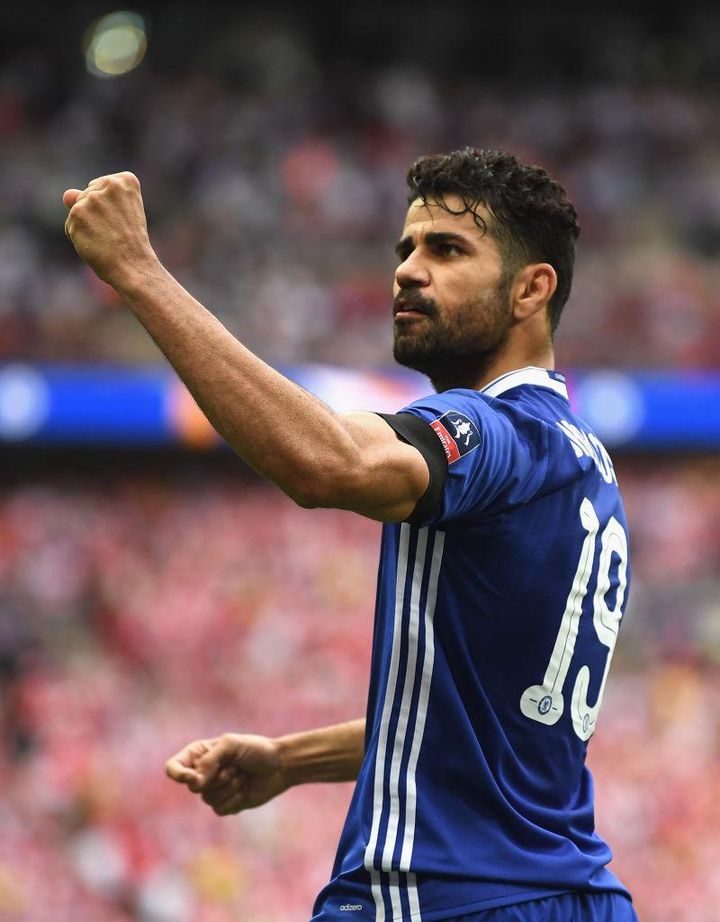 移籍した過ぎて…「練習や試合をボイコットした」有名サッカー選手たち