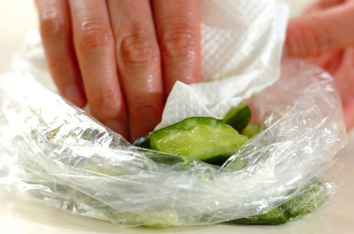 たたきキュウリの作り方1