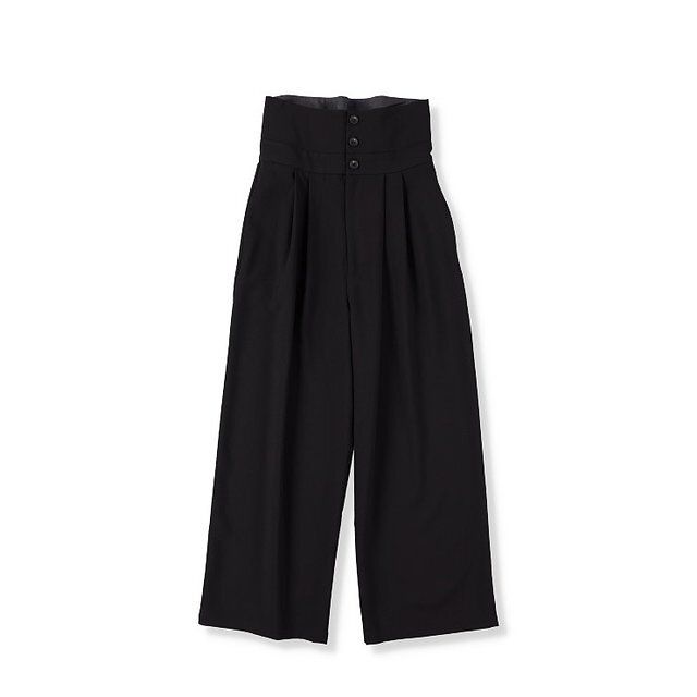 しまむらのワイドパンツ