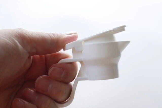 ダイソーのワンタッチペットボトルキャップ