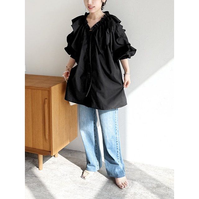 黒ブラウスコーデ2