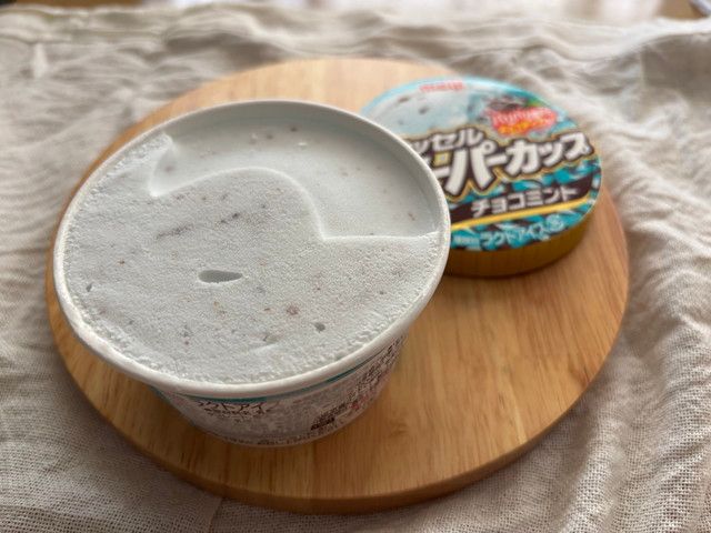 明治 エッセル スーパーカップ チョコミント
