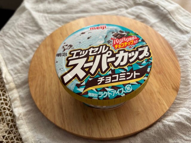 明治 エッセル スーパーカップ チョコミント