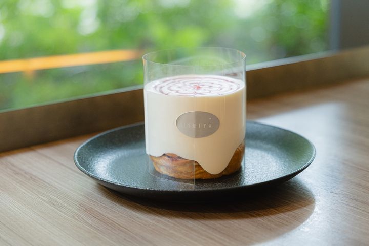 「イシヤパンケーキ ストロベリー」1650円（ドリンクセットは2050円）