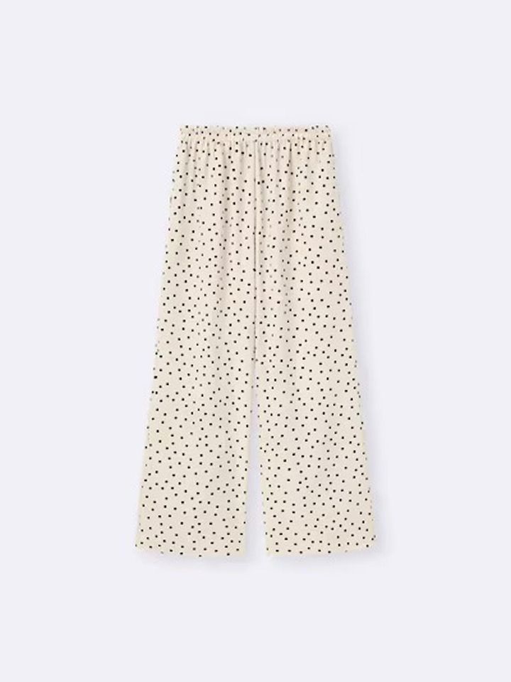 画像3: 出典：GU