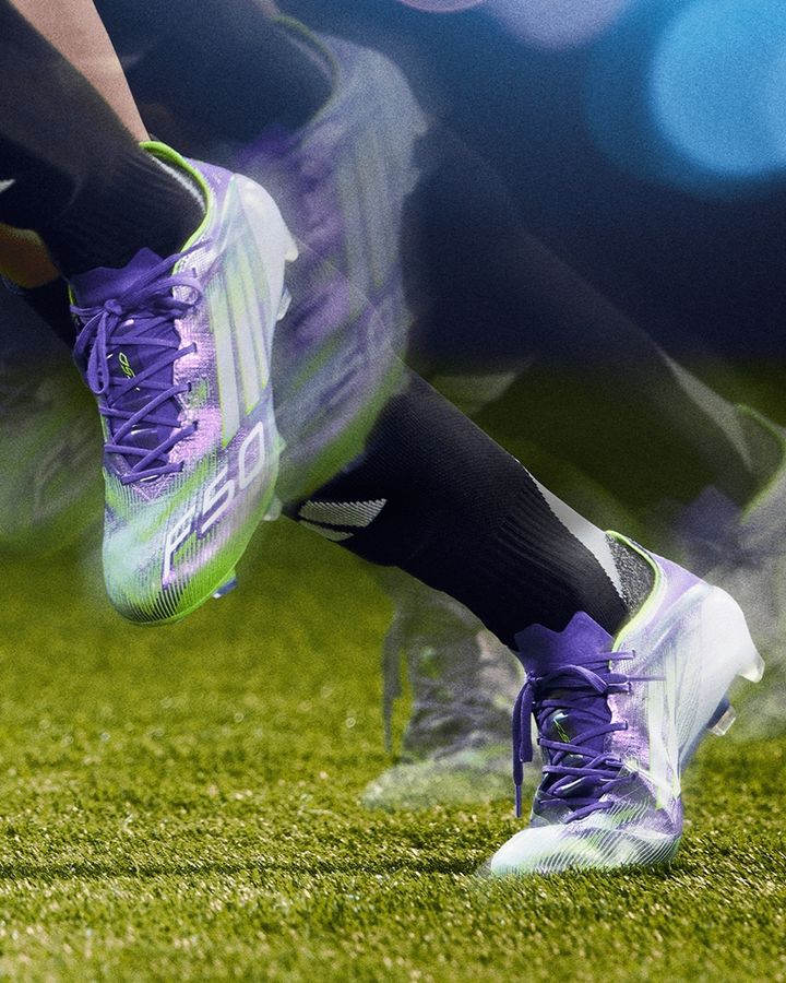 adidas、“最速”サッカースパイクが今夏アップデートで絶賛発売中！18歳の日本代表MF「地面をしっかりと掴んでくれる」