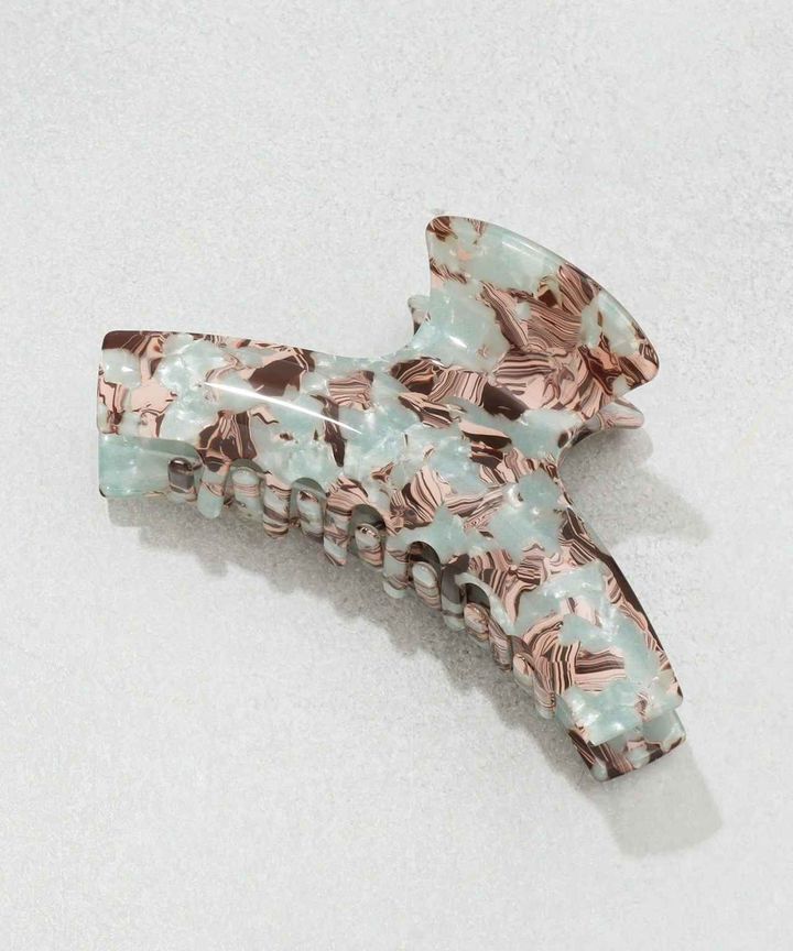 画像1: 出典：3COINS