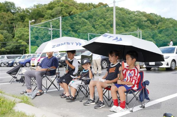 24時間経っても氷が溶けない！コメリのアイスストレージの保冷力を実際に検証してみた！