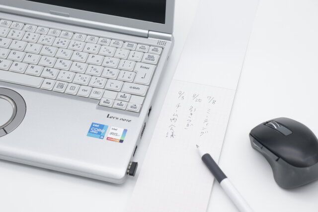 メモパッド（スリム、ピンク） 縦向き