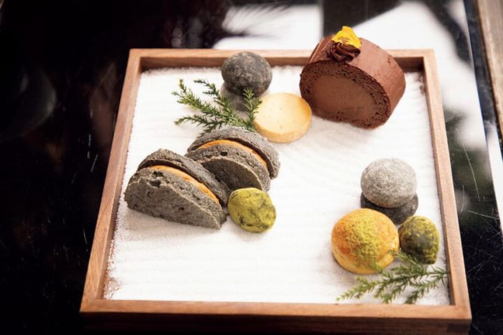 枯山水をイメージしたスイーツセット（780元）。