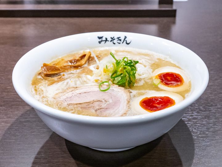 東京駅「東京ラーメンストリート」HIKAKINプロデュース 味噌ラーメン「みそきん」2