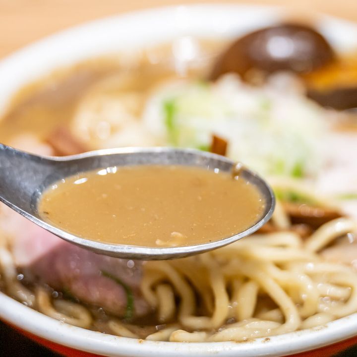 看板メニュー「こいくち煮干（コク照り完熟玉子入り）」3