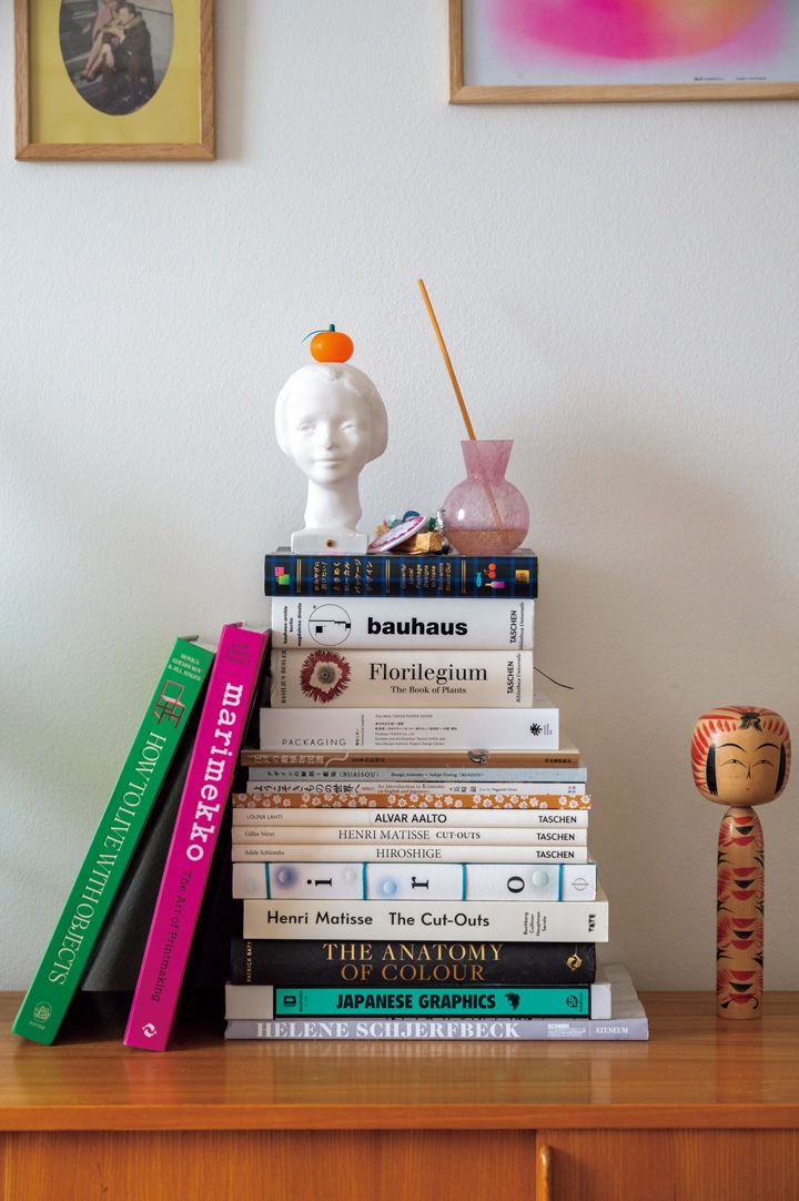 《マリメッコ》がたくさんあってかわいい！ヘルシンキのおしゃれな一人暮らしを覗き見