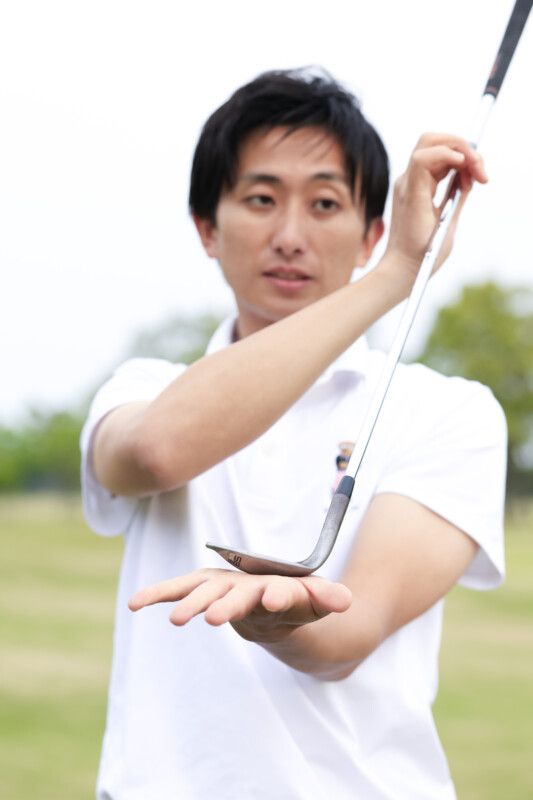 アプローチで狙った距離を打ち分けるには？「タテのズレを最小化すべし」