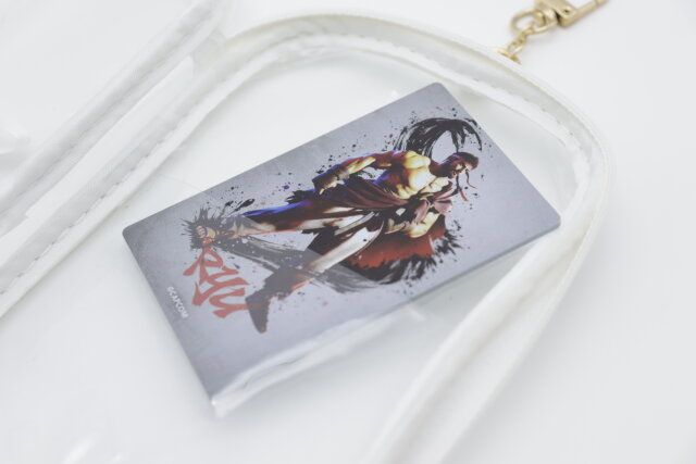 ダイソー レースアップデザインバッグチャームポーチ 内ポケット