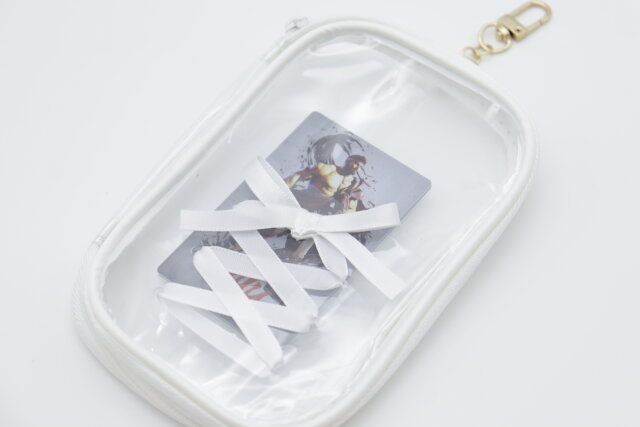 ダイソー レースアップデザインバッグチャームポーチ 内ポケット 使用例