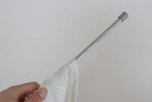 ダイソーのポール対応のカーテン