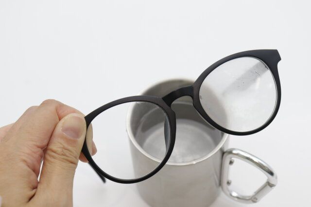 ダイソー くもり止めメガネ拭きクロス メガネ 使用感 くもり止め