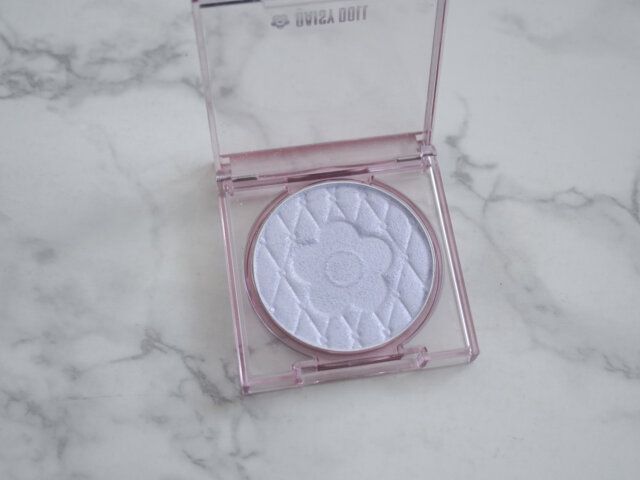 DAISY DOLL by MARY QUANT「デイジードール パウダー ブラッシュ ブルーム」21 キマグレスノー