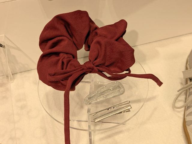 ブラッシュドシュシュ