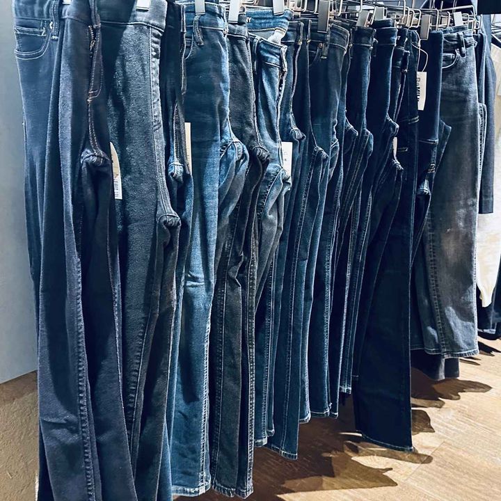 画像2: 『洗いなおした服』各￥990／良品計画（無印良品） www.muji.com