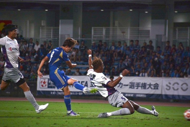 FC町田ゼルビアFW藤尾翔太の額にできた向こう傷「どこの部位でもいいから」と史上初ベスト8へ導く決勝点