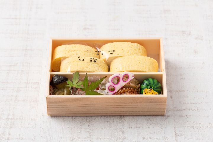 「京都離宮の四種味めぐり二段弁当」（上段）／©京都離宮