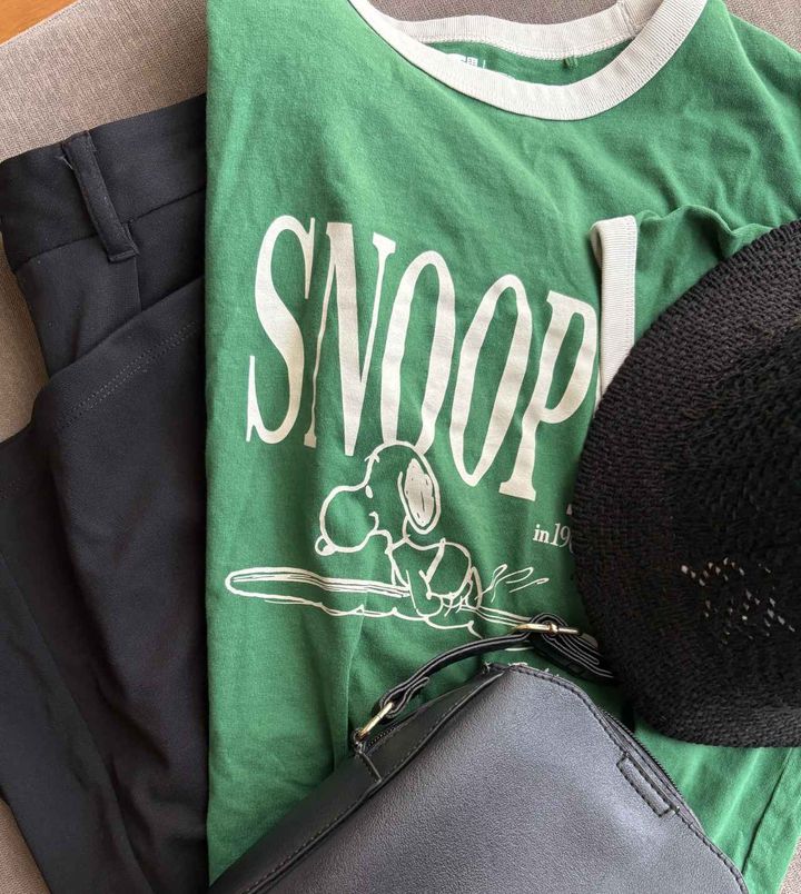 画像: スヌーピーT ✕ 黒スラックス