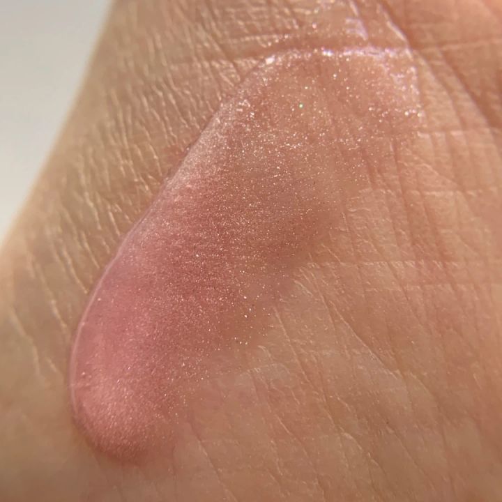 ディオール アディクト リップ グロウ バター 101 グレイズド ピンク ブルベ