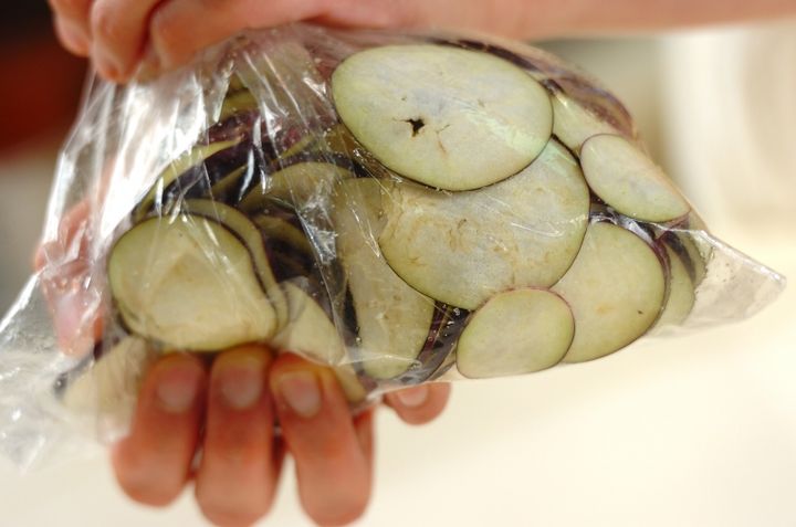 ナスの梅和えの作り方1