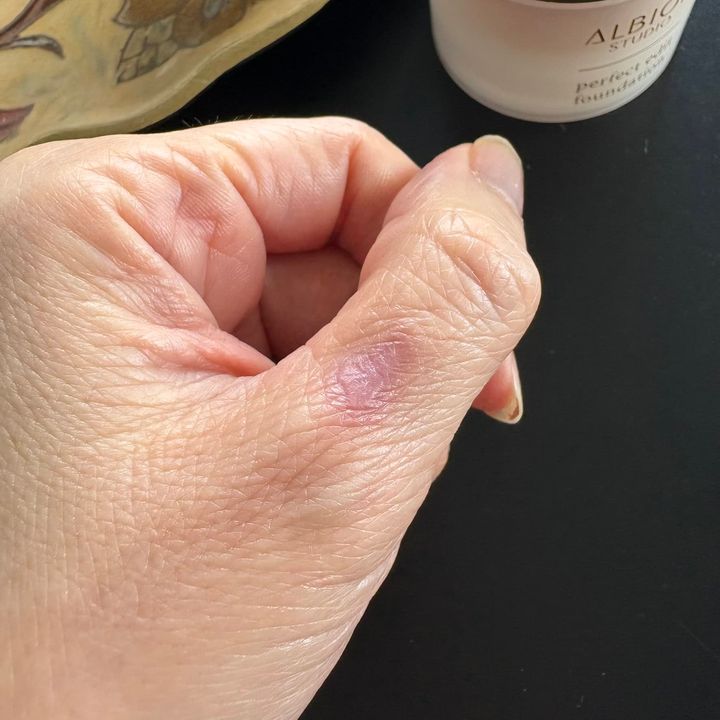 アルビオン スタジオのファンデーション