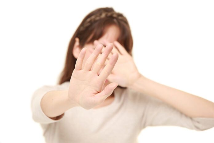 本当は脈あり⁉ 男性の好き避け行動あるある5選