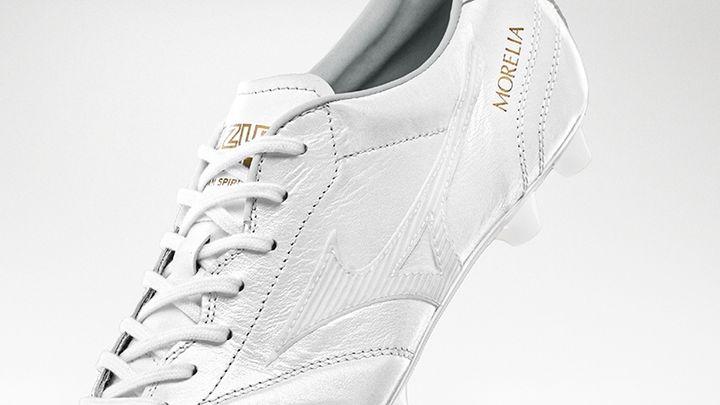 ミズノ、大人気サッカースパイクが「史上最軽量」で登場！本日10時発売…争奪戦必至の特別モデル