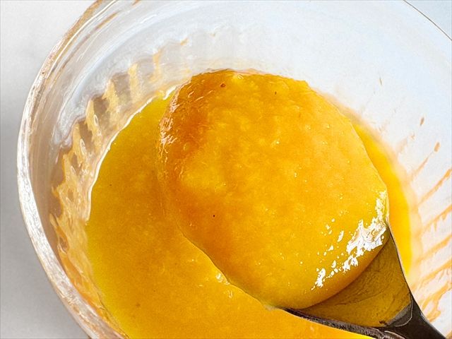 デルモンテ ピュレフルーツ すりおろしマンゴーミックス中身