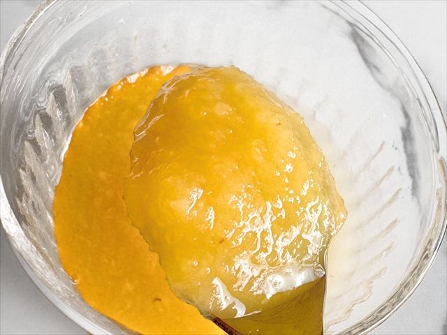 デルモンテ ピュレフルーツ すりおろしりんご中身