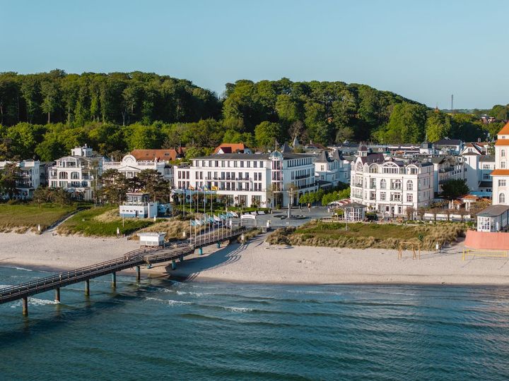 ナチス・ドイツ敗戦後に保養地として発展し、東西ドイツ統一後は数多くの著名人が訪れた。