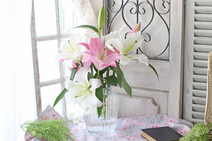 ユリのアレンジ