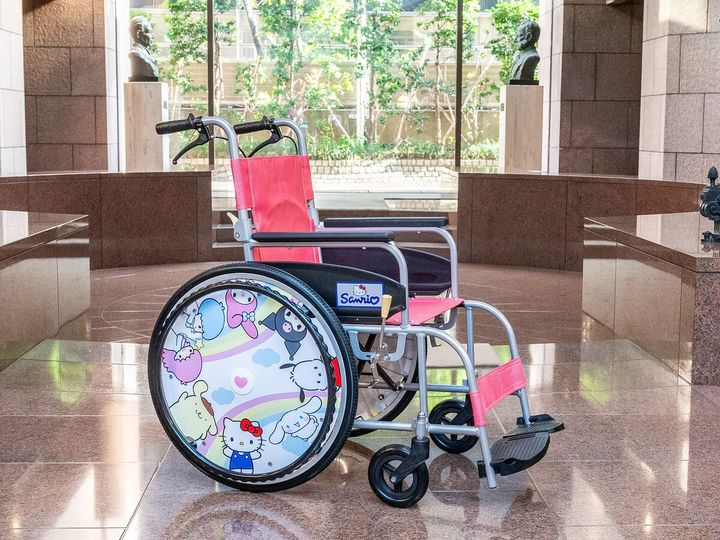 サンリオキャラクターズの車いすデザイン