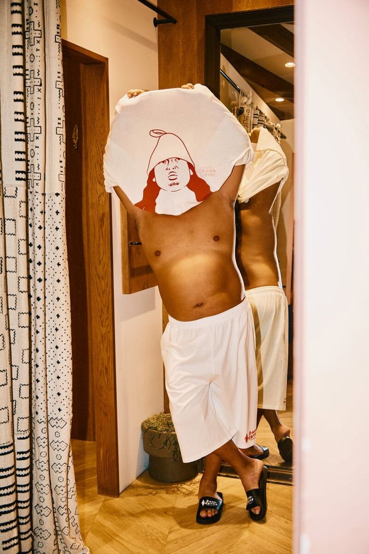 ショップスタッフからの熱烈接客はじわりと汗をかく、そんなところもまさに“野良サウナ”スポットなのである。