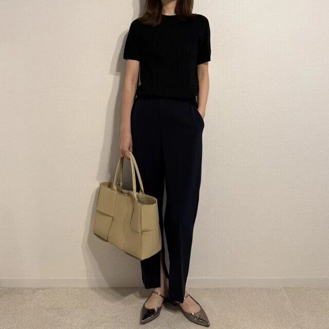 2025夏ユニクロ女性おすすめ3Dメリノリブクルーネックセーター着まわしコーデ