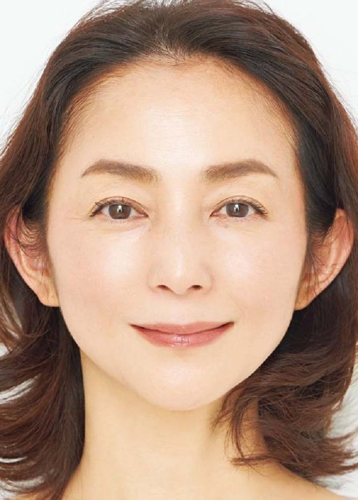 アイシャドウなし