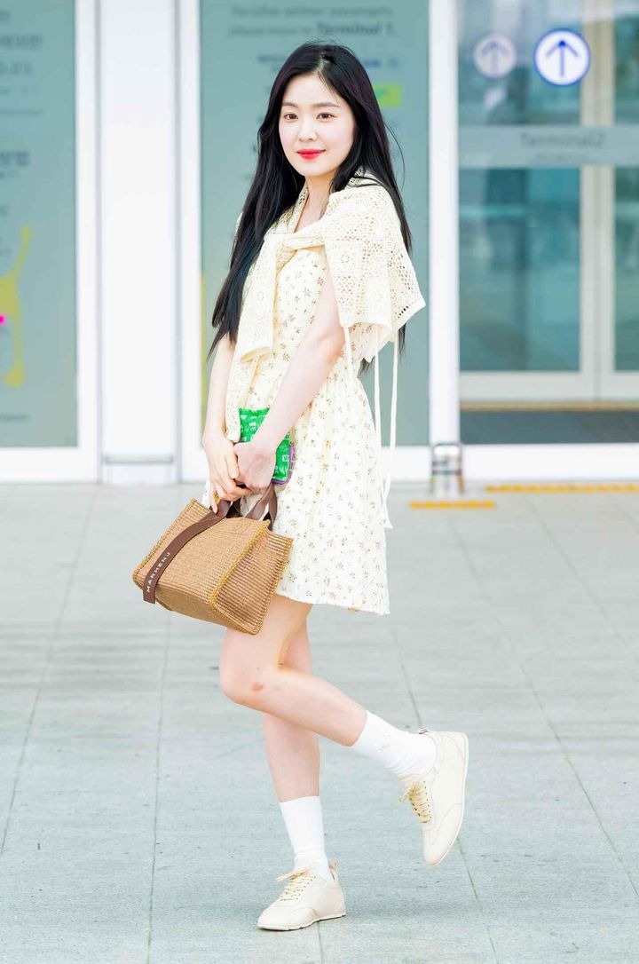 画像: 【Red Velvet アイリーン】ヴィンテージテイストでひねりを