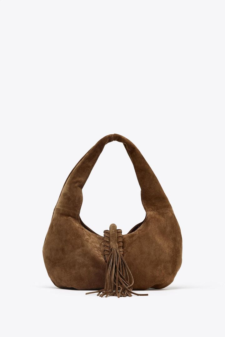 スペイン発送 ZARA フリンジ付きスエードバッグ 上品カジュアル スエード」が今っぽ！【ZARA】持つだけでコーデ格上げ「トレンド