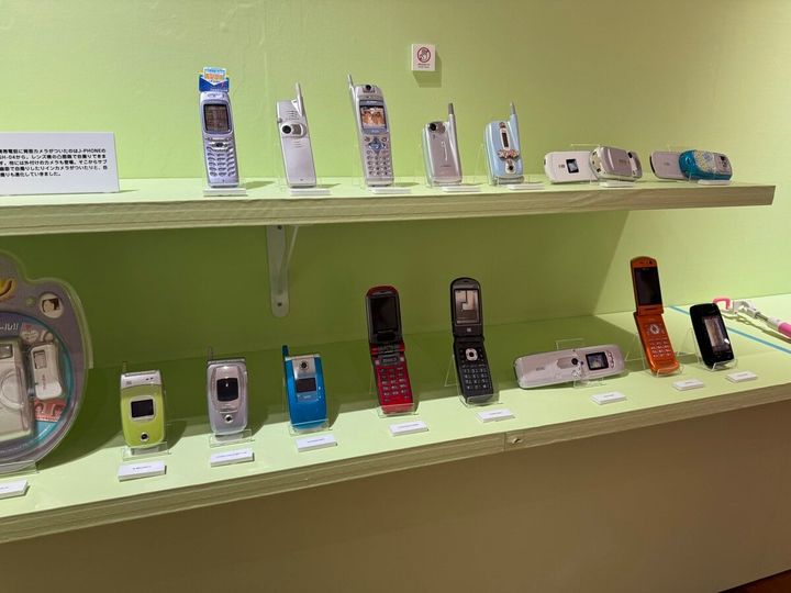 ガラケーがずらり