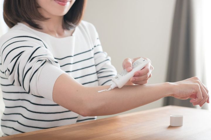 日焼け止めを使って肌トラブルが生じるのはなぜ？