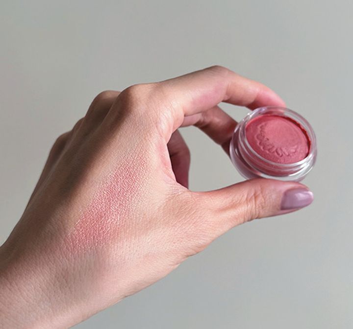 PAUL ＆ JOE BEAUTEのシマリング アイカラー