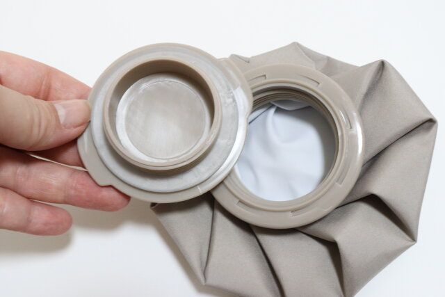 セリアの氷のう 無地250ml ベーシック2