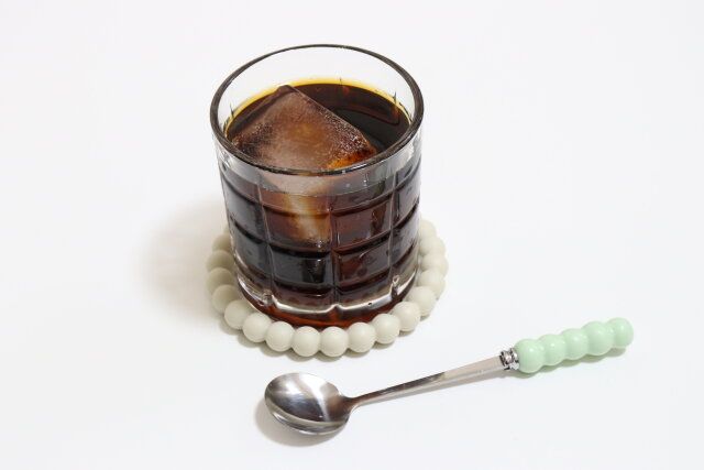 セリアクロスダーロックスアイスコーヒー