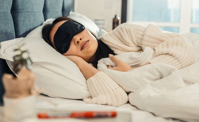 医師「近視は治るけど老眼が強く出ますよ」え？意味なし？レーシック手術を検討した私が断念したワケ