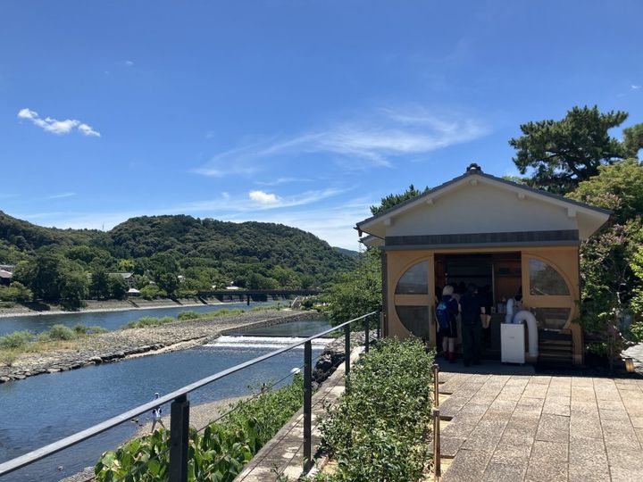 創業1854年！抹茶の聖地、京都宇治「中村藤吉」のしっとりふんわり「うじていら」【旅するデザイナーがおすすめするお土産たち！】